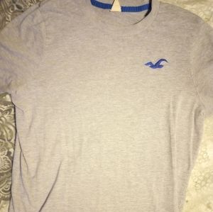 Hollister t shirt